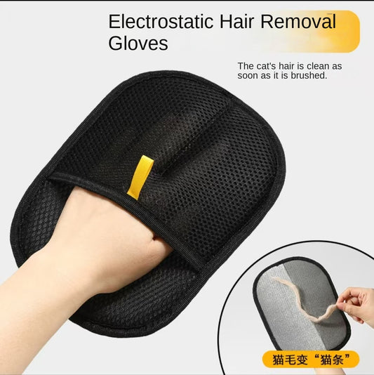 Cuddle & Comb Grooming Glove — Gentle Petting Meets Brushing
